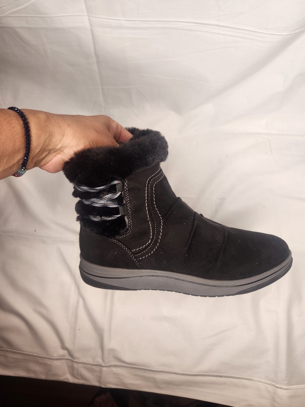Clarks Women's Black Faux Suede Fur-Trim Winter Boot
